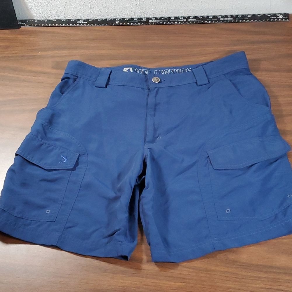 Reel Legends Cargo Shorts Men’s Cobalt Blue Shorts Size Large Fishing
